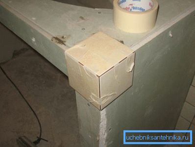 Uneori, pentru crearea unor astfel de structuri, folosiți complet sisteme de gips-carton, care pot fi ulterior acoperite cu plăci