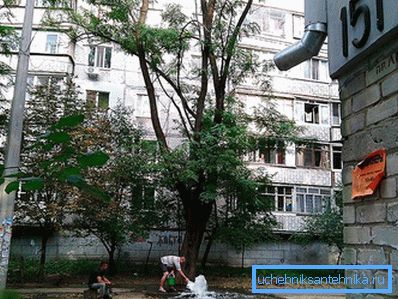 2771 Dispozitive sanitare sfărâmate