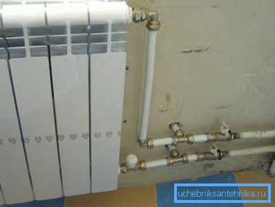 După resetare și pornirea ulterioară a încălzirii, radiatorul din fotografie va fi aerisit.