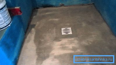 Suprafața podelei după întărirea șapei de finisare Suprafața podelei după întărirea șapei de finisare