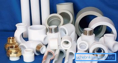 Poate că principalul avantaj al unui astfel de material este cea mai largă gamă de forme, care permite așezarea în orice poziție. Poate că principalul avantaj al unui astfel de material este cea mai largă gamă de forme, care permite așezarea în orice poziție.