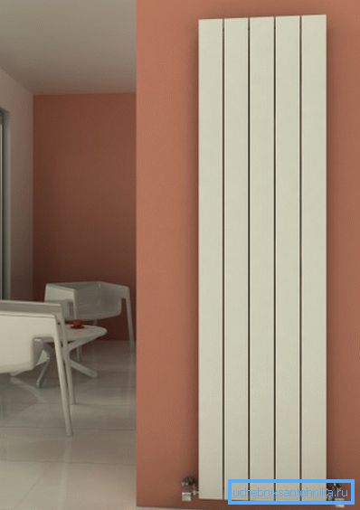 Baterie verticală din aluminiu de probă