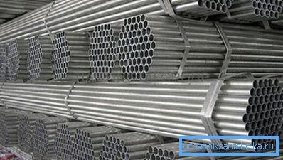 Un exemplu de depozitare corectă a aluminiului laminat