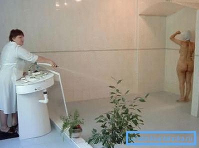 Procedura trebuie efectuată sub supravegherea personalului medical. Procedura trebuie efectuată sub supravegherea personalului medical.