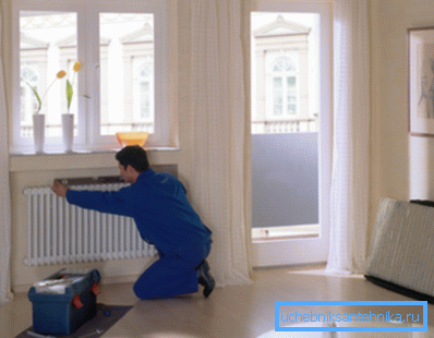 Verificați poziția radiatorului la nivel de clădire