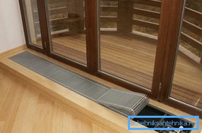 Radiatorul din nișă este o soluție excelentă pentru terase și verande închise Radiatorul din nișă este o soluție excelentă pentru terase și verande închise