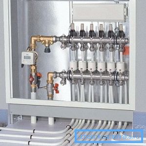 Piesă distribuitoare pentru încălzire în cutia de instalare