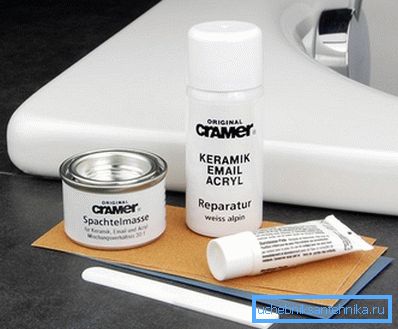 Renovarea unei băi cu un duș care utilizează astfel de compoziții este mult simplificată. Renovarea unei băi cu un duș care utilizează astfel de compoziții este mult simplificată.