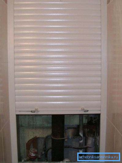 Rolete în decorarea toaletei