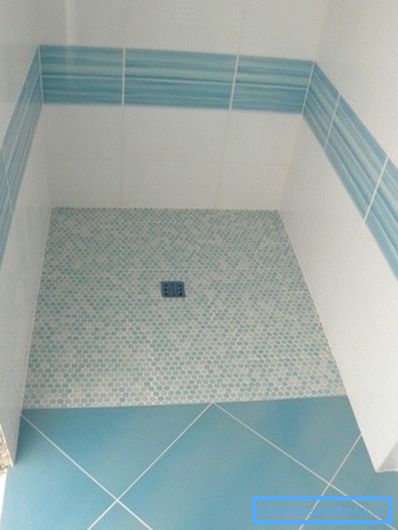 Caramida autoadezivă - spumă și plăci ceramice