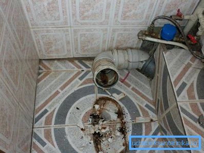 3968 Baie după demontarea toaletei