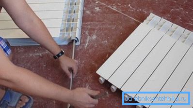 Secțiunile radiatorului din aluminiu pot fi mărite Secțiunile radiatorului din aluminiu pot fi mărite