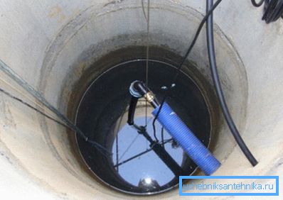 Arbore bine cu pompă submersibilă
