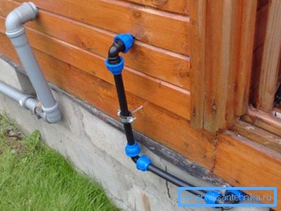 Sistemul de alimentare cu apă al unei case particulare realizate din țevi HDPE Sistemul de alimentare cu apă al unei case particulare realizate din țevi HDPE