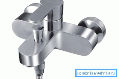 Mixer ZorG Inox SZR-115351 TESORO-W este fabricat complet din oțel inoxidabil. Costul său este de 12.200 de ruble.