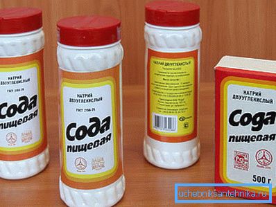 Soda nu numai că elimină înfundarea, ci și dezinfectează conductele