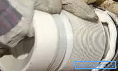 Conectarea unei conducte de ramificație cu o conductă de canalizare Conectarea unei conducte de ramificație cu o conductă de canalizare