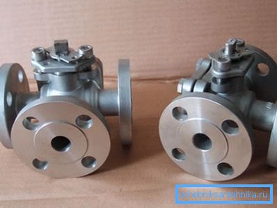 Modern trekhodoviki flanged.