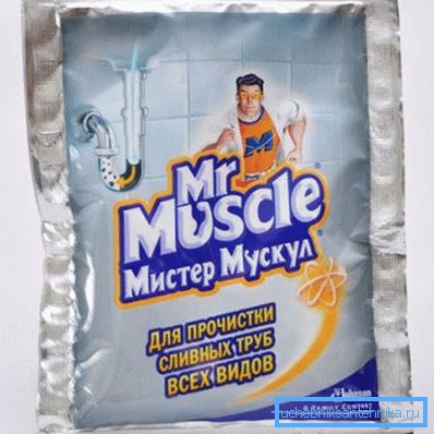 Mijloace de curățare a țevilor din canalizare - Domnul Muskul