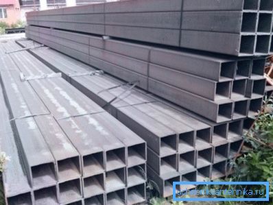 Merită amintit faptul că astfel de produse au o greutate și dimensiuni enorme, ceea ce înseamnă că pentru transportul lor este necesar să se angajeze echipament special.