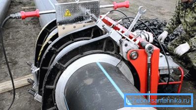 Conducta polimerică în câmp Conducta polimerică în câmp