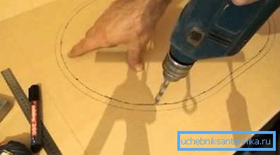 Semănatul ar trebui să marcheze locul pentru jigsaw pe marginea interioară