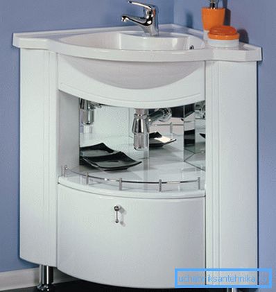 Arată ca un design cu o poziție unghiulară.