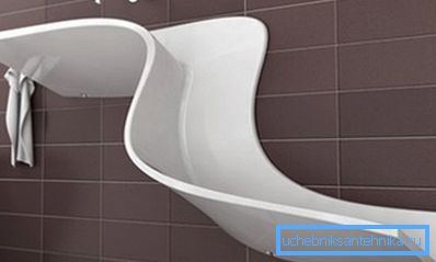 Acesta este aspectul chiuvetelor acrilice de design pentru baie.