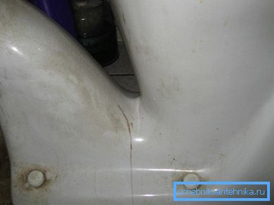 Astfel de fisuri pot fi reparate.