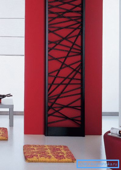 Un astfel de radiator nu numai că se va încălzi, ci și va decora camera.