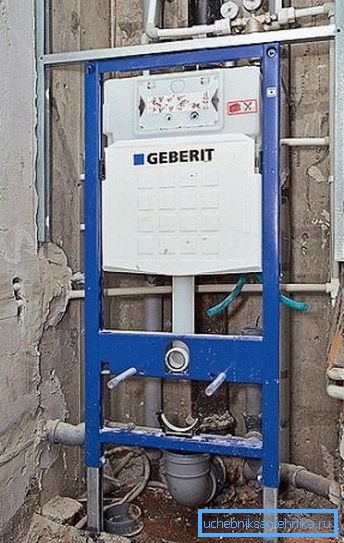 Soluțiile tehnice de acest tip sunt foarte potrivite pentru instalarea în băi mici sau săli de toaletă, în timp ce sunt pur și simplu indispensabile pentru reamenajare, deoarece permit utilizarea unor soluții tehnice nestandardizate.
