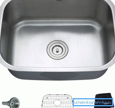 Grosimea peretilor in chiuvete de inalta calitate este de la 0.6 mm la 1.2 mm si peste, cu cat acest indicator este mai mare, cu atat designul este mai puternic Grosimea peretilor in chiuvete de inalta calitate este de la 0.6 mm la 1.2 mm si peste, cu cat acest indicator este mai mare, cu atat designul este mai puternic