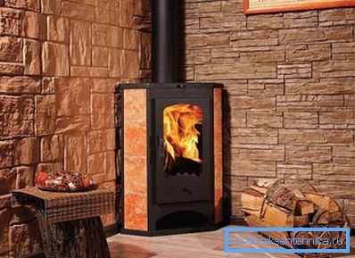 Sobe de incalzire pe colt se potrivesc compact in coltul camerei