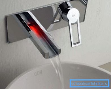 Instalați un robinet încorporat în perete dacă chiuveta nu are o gaură pentru mixer Instalați un robinet încorporat în perete dacă chiuveta nu are o gaură pentru mixer