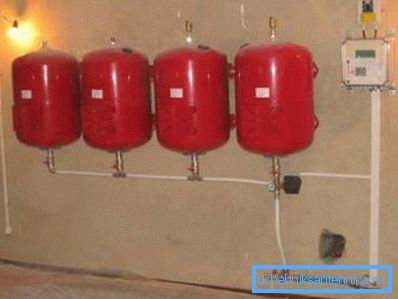 Instalarea mai multor produse va economisi bani pentru achiziționarea unui dispozitiv mare.