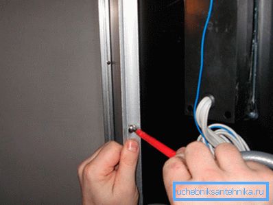 Montarea cadrului cabinei