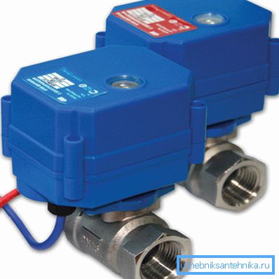 Opțiune cu control electric de servo.
