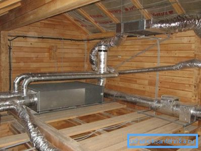 Sistemul de ventilație al unei clădiri rezidențiale moderne.