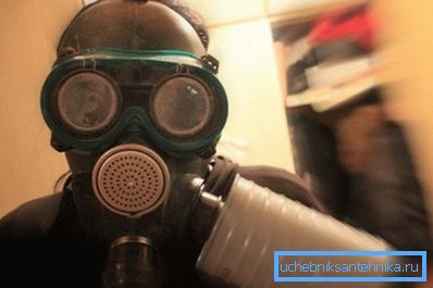 Du-te în jurul casei într-o mască de gaz? Atunci chestia asta e pentru tine.