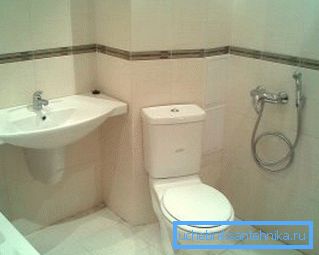 Alegerea unui bidet sau a unui duș igienic - focalizați pe zona băii și costul echipamentului