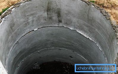 Recipient de produse din beton