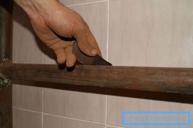 Șlefuirea suprafeței cu șmirghel Șlefuirea suprafeței cu șmirghel
