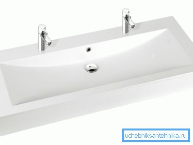 O lățime considerabilă este utilă doar dacă se intenționează ca toaleta să fie folosită de două persoane în același timp. O lățime considerabilă este utilă doar dacă se intenționează ca toaleta să fie folosită de două persoane în același timp.
